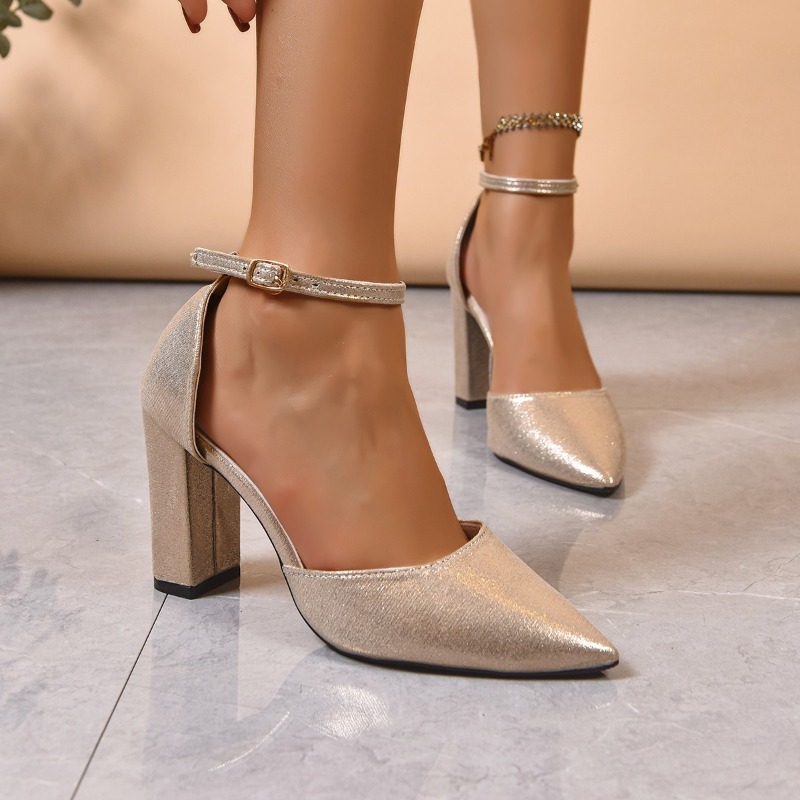 包頭サンダル 秋新作 ポインテッドトゥ シャローマウス ワン - Square Toe Mule のレビューと価格