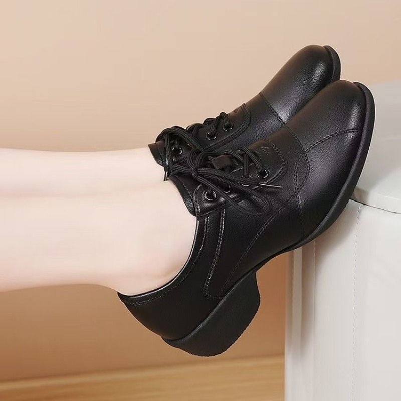 レディース ローヒール ダンススニーカー レースアップ ソフ - Women Shoes Sneakers のレビューと価格