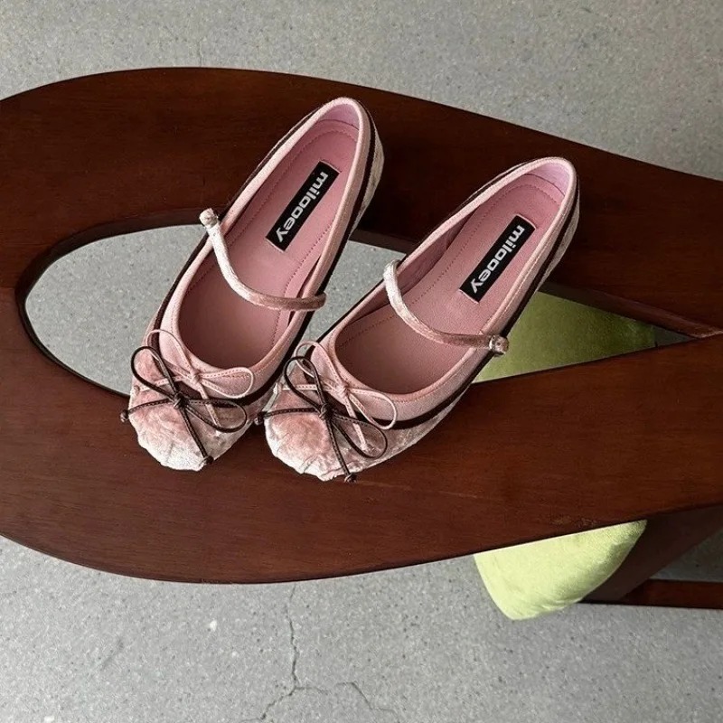 看護師用シューズ レディース スリッポン プラットフォーム  - Women'S Shoes For Standing All Day のレビューと価格