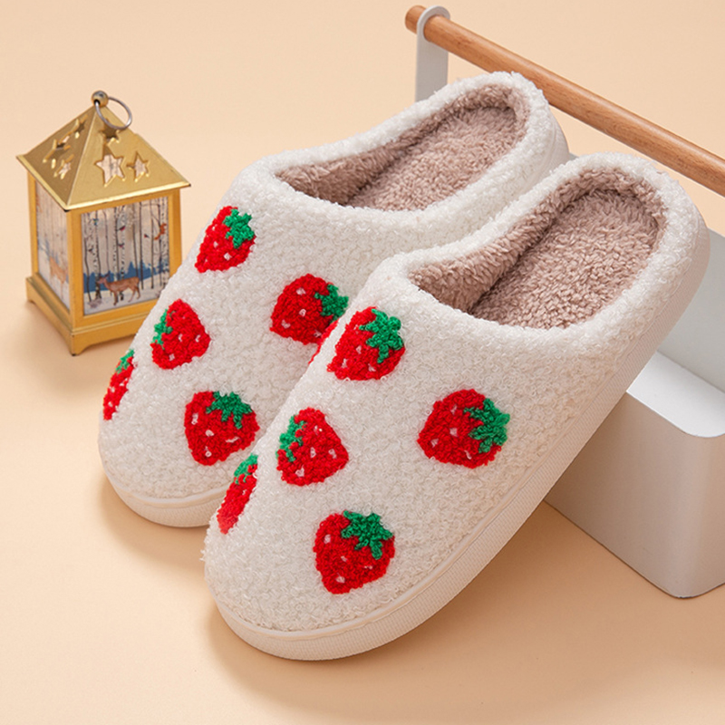 イチゴ柄レディーススリッパ 室内用フラット冬用デザイナーズシ - Women'S Shoes For Fall のレビューと価格